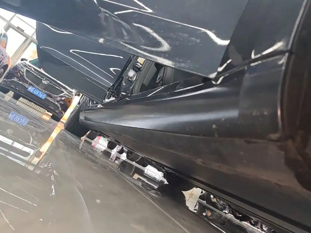 Tesla Model 3 — миниатюра 21
