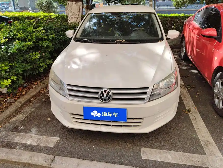 Volkswagen Santana — миниатюра 2