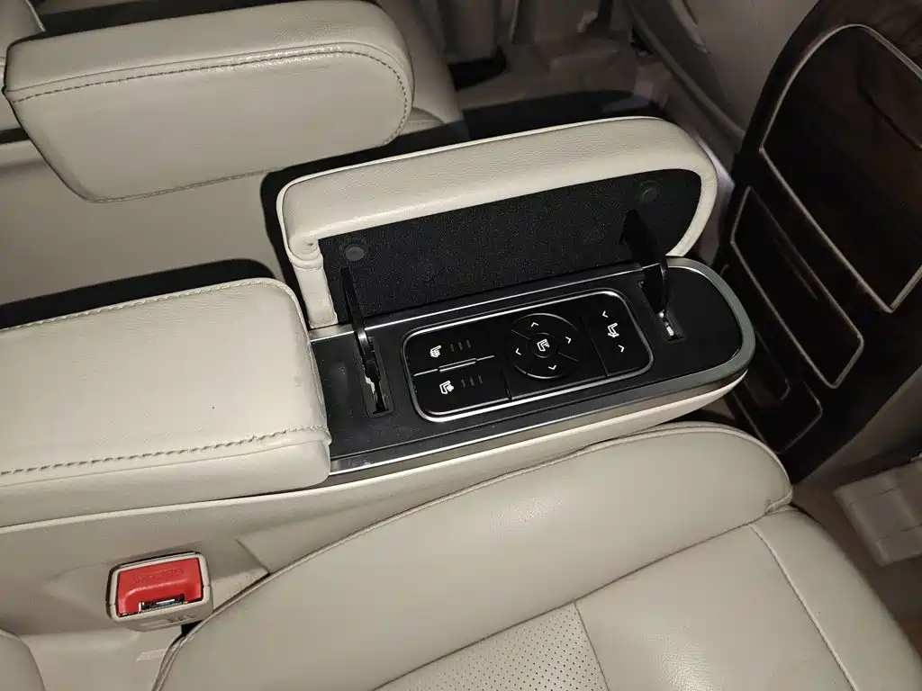 GAC Motor Trumpchi M8 — миниатюра 10