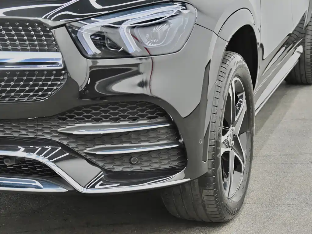 Mercedes-Benz GLE New Energy — миниатюра 28