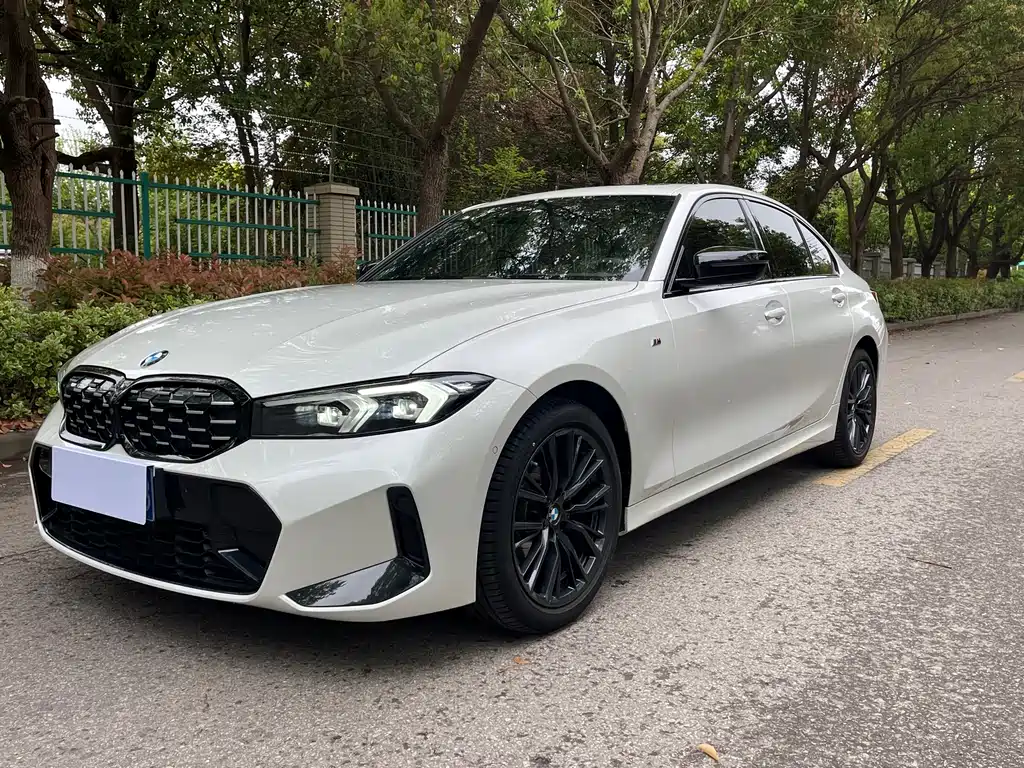 BMW 3 Series 2023