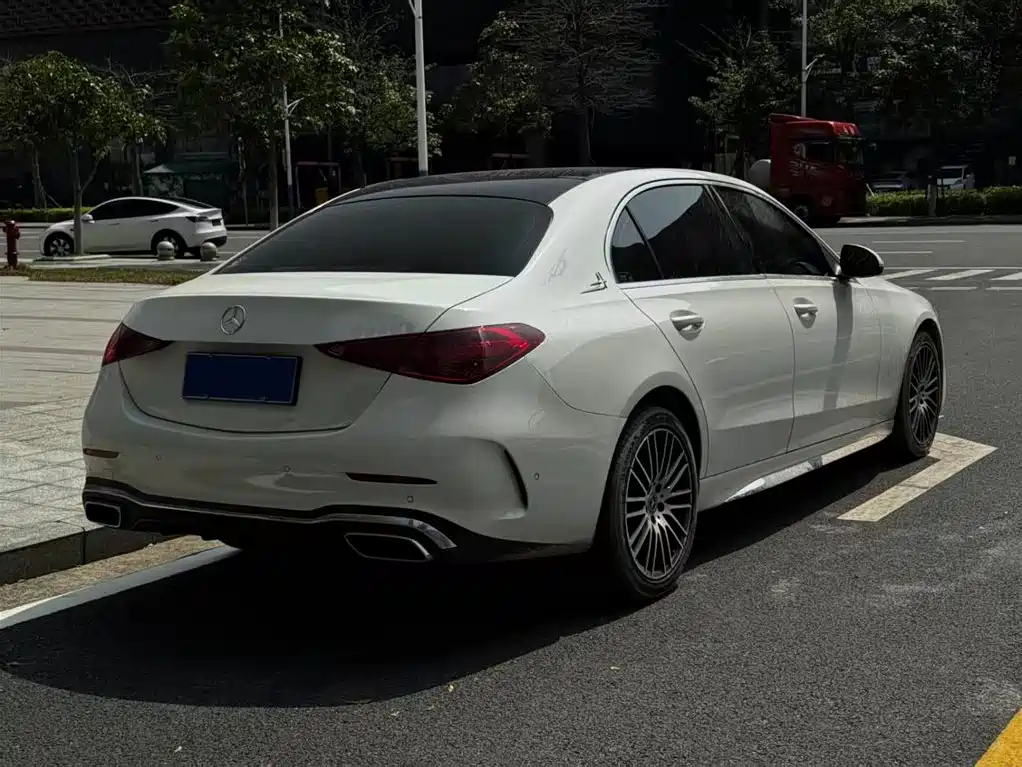 MERCEDES-BENZ C CLASS