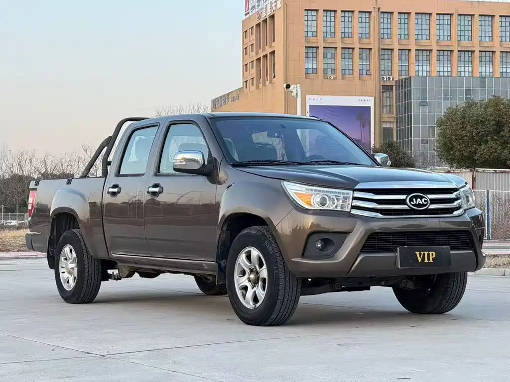 JIANGQI GROUP JAC V7