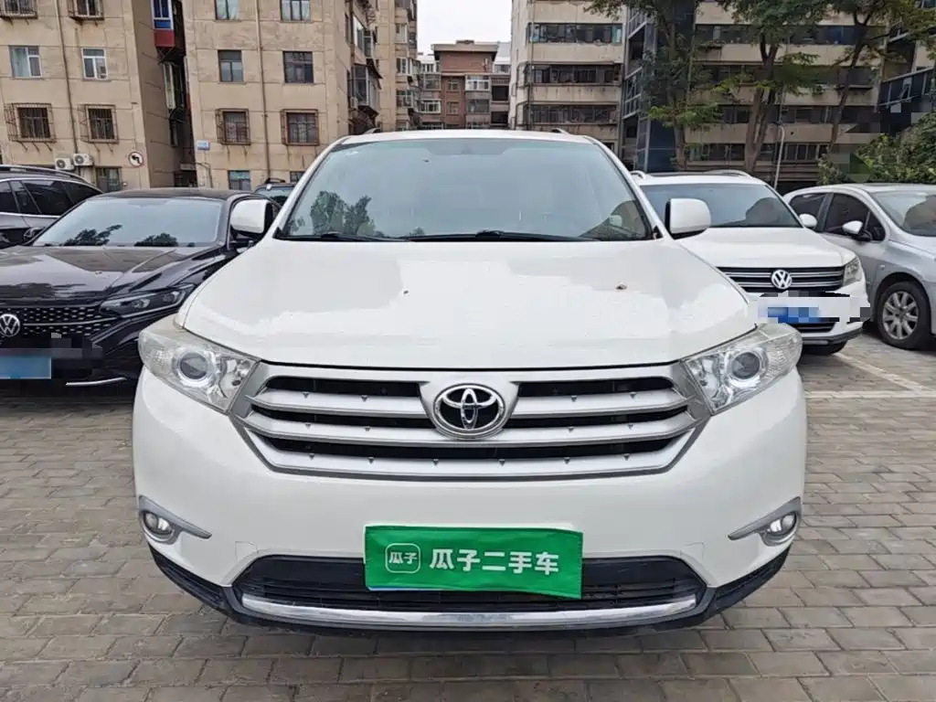 Toyota Highlander — миниатюра 3