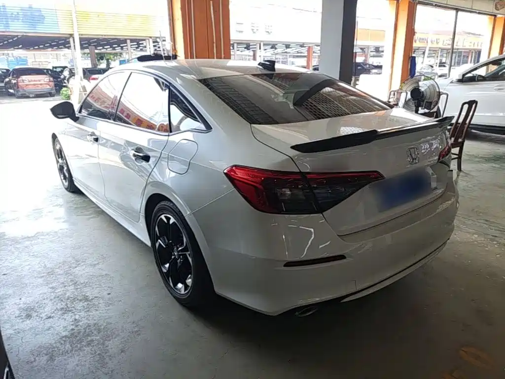 Honda Civic — миниатюра 5