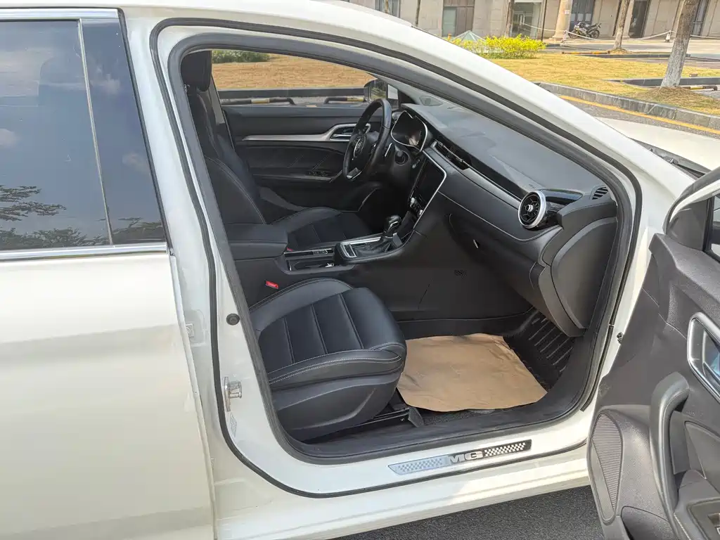 MG MG6 — миниатюра 7