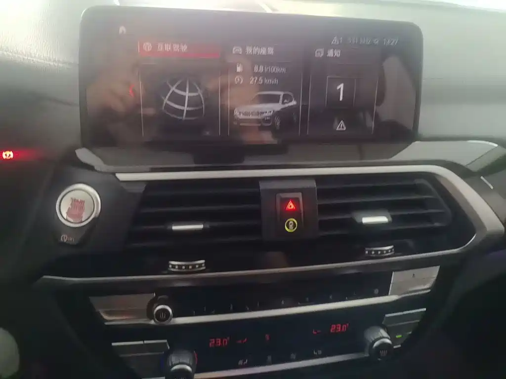BMW X3 — миниатюра 13