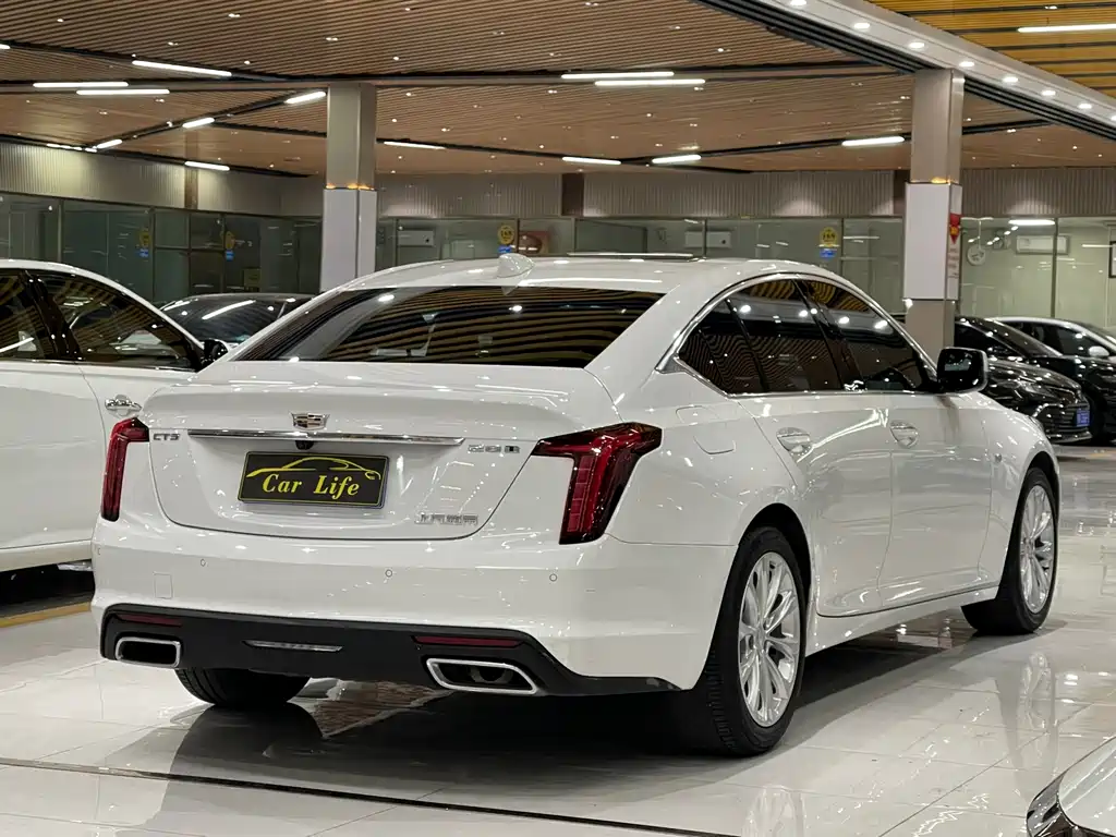 CADILLAC CT5