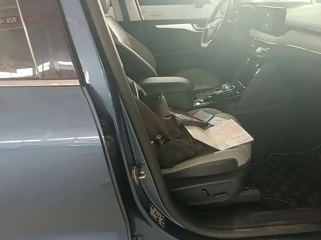 Ford Escape — миниатюра 25
