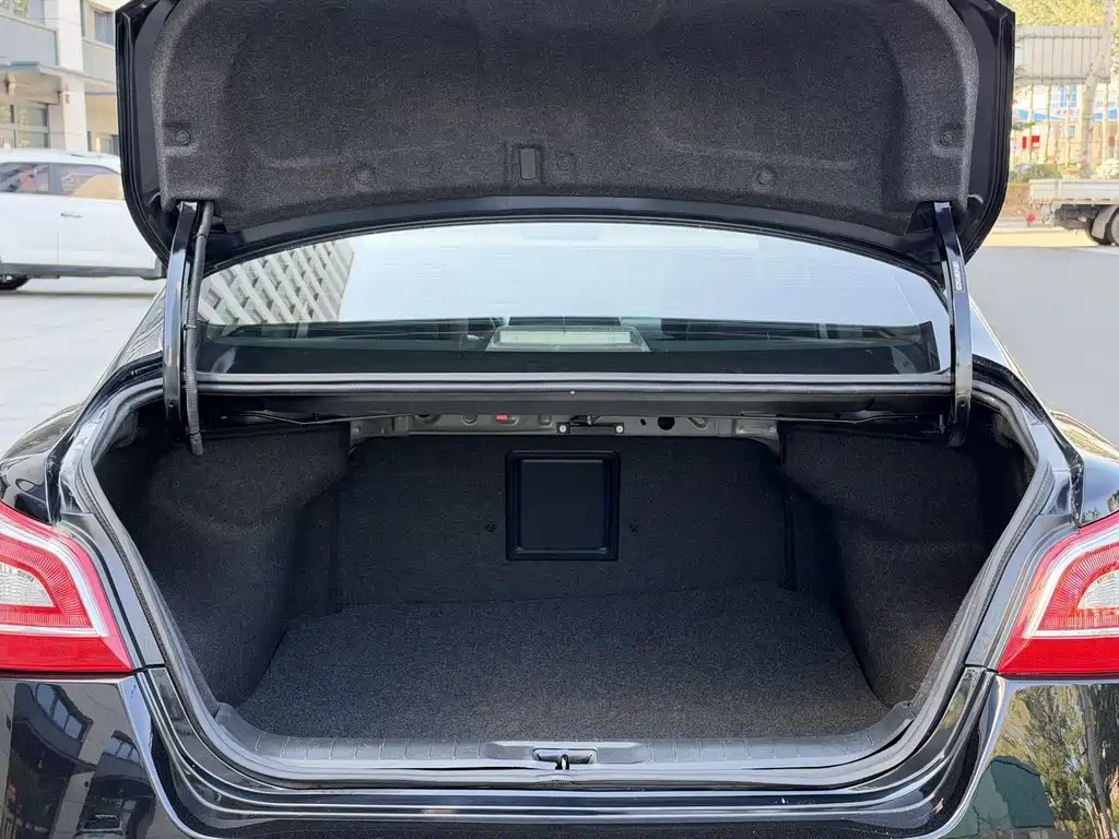 Nissan Teana — миниатюра 14