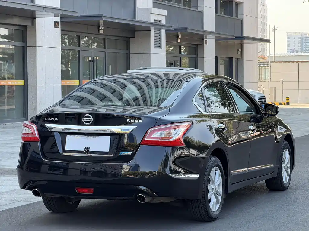 Nissan Teana — миниатюра 6