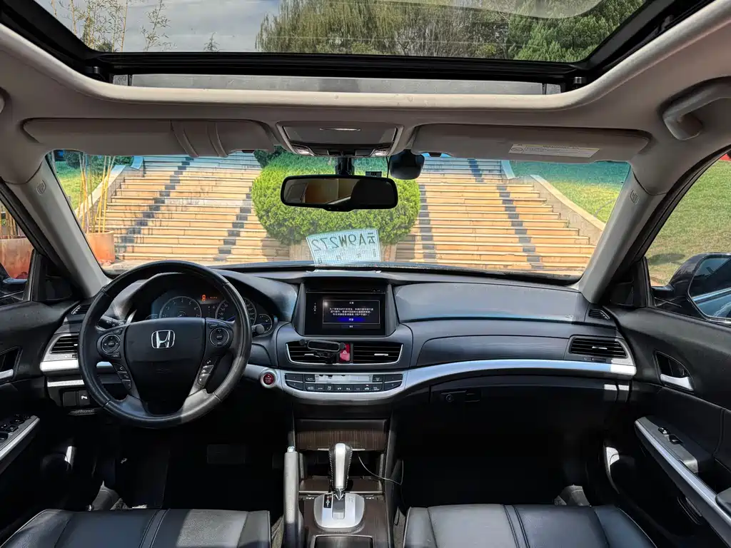 Honda Crosstour — миниатюра 15
