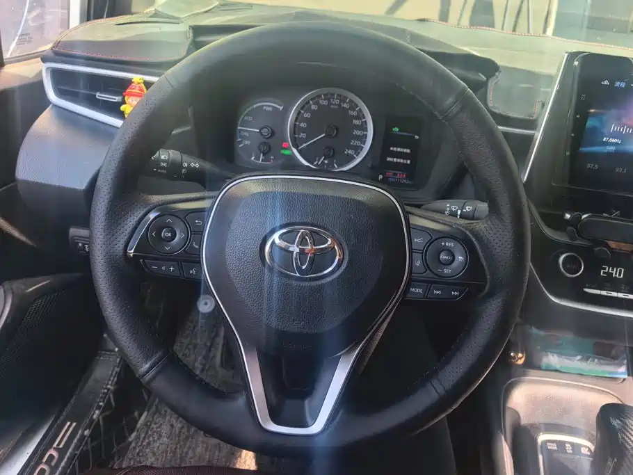 Toyota Corolla — миниатюра 15