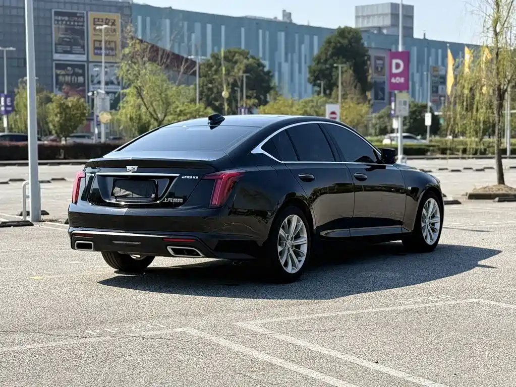 Cadillac CT5 — миниатюра 5