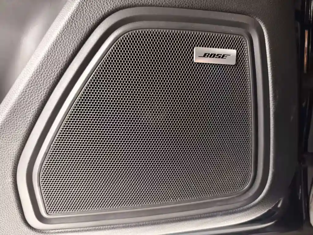 Porsche Macan — миниатюра 14