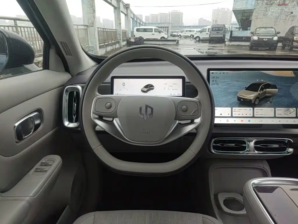 Leapmotor Leapmotor B10 — миниатюра 11