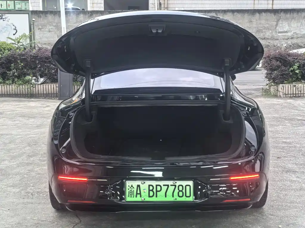 Zeekr 007 2024 75kWh