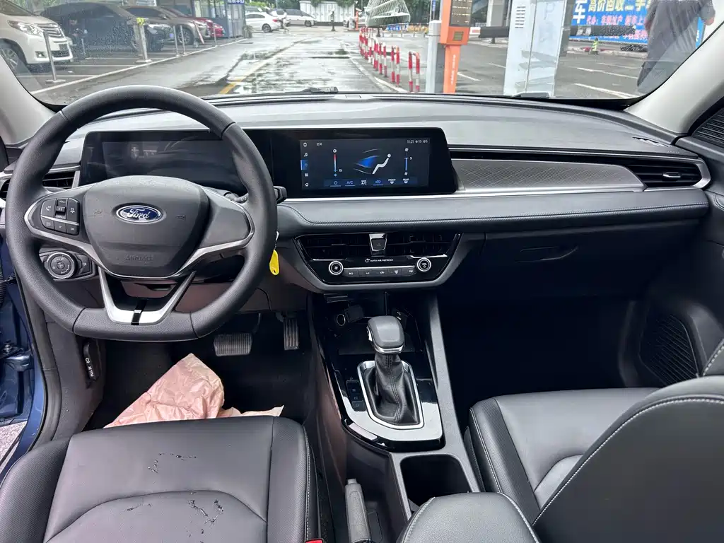 Ford Escort — миниатюра 9