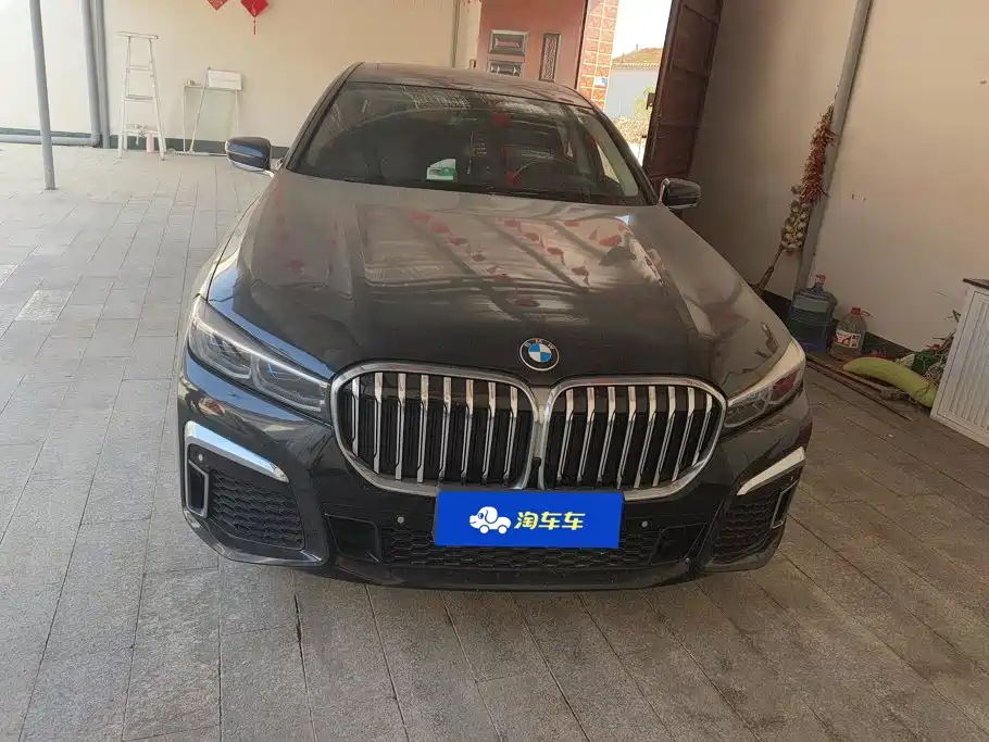 BMW 7 Series — миниатюра 2