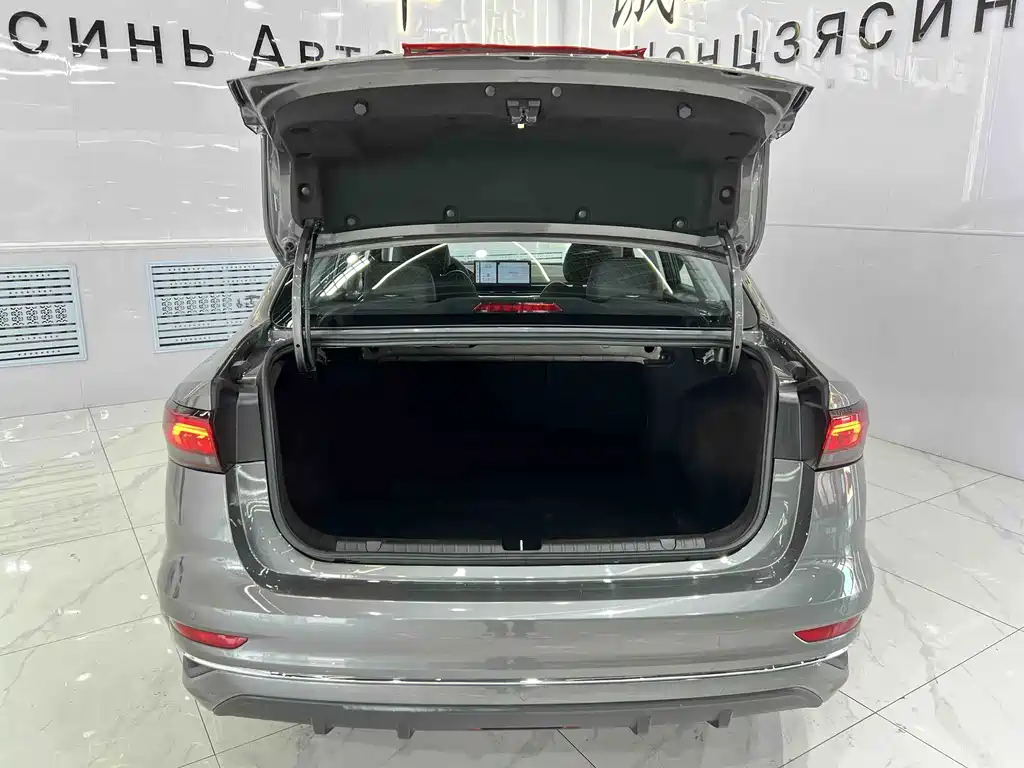 Geely Emgrand — миниатюра 12