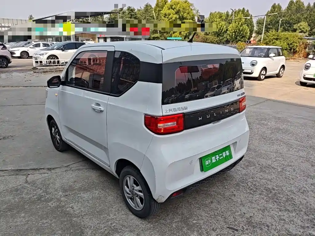 Wuling MINIEV — миниатюра 5