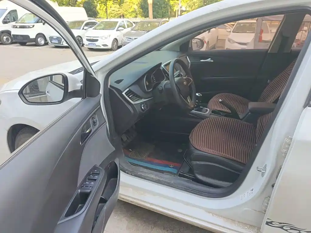 Chevrolet Cavalier — миниатюра 16