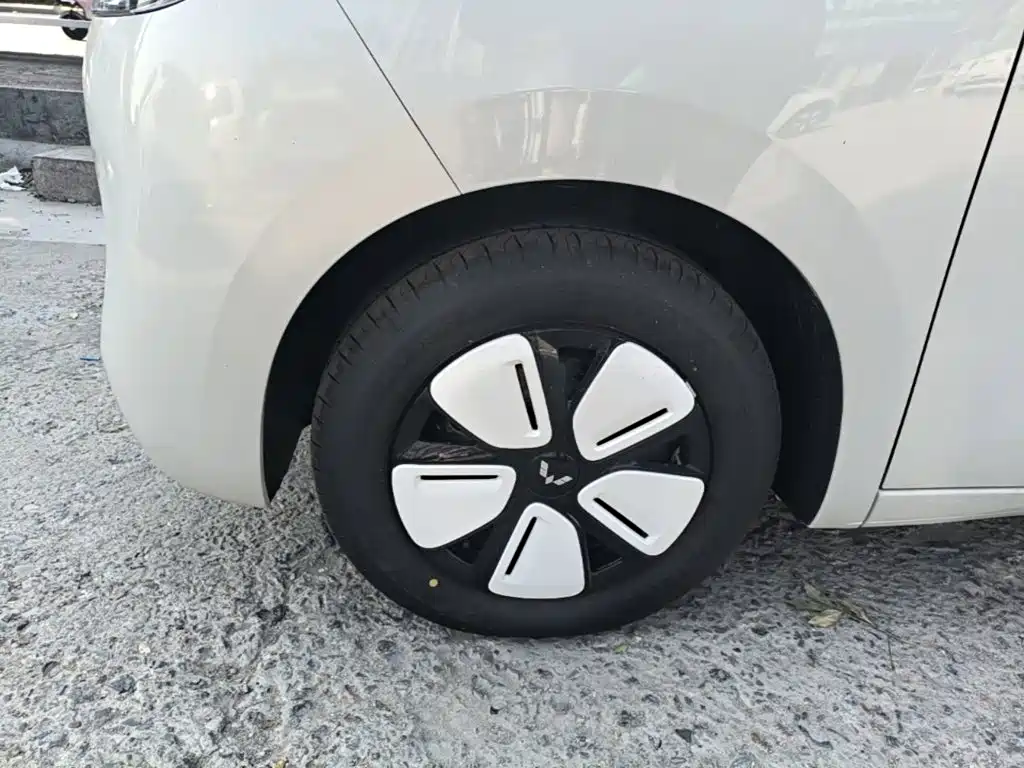 Wuling MINIEV — миниатюра 23