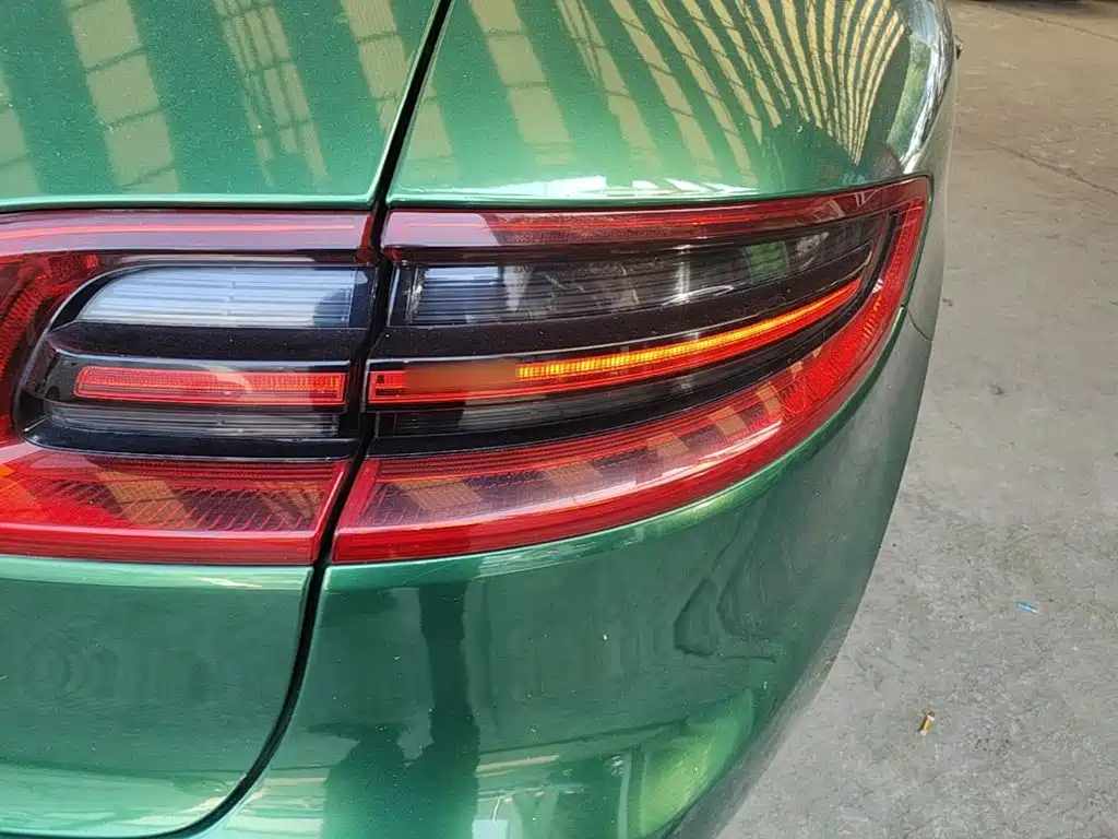 Porsche Macan — миниатюра 8