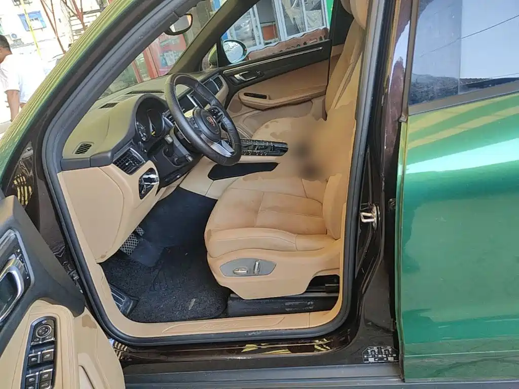 Porsche Macan — миниатюра 15