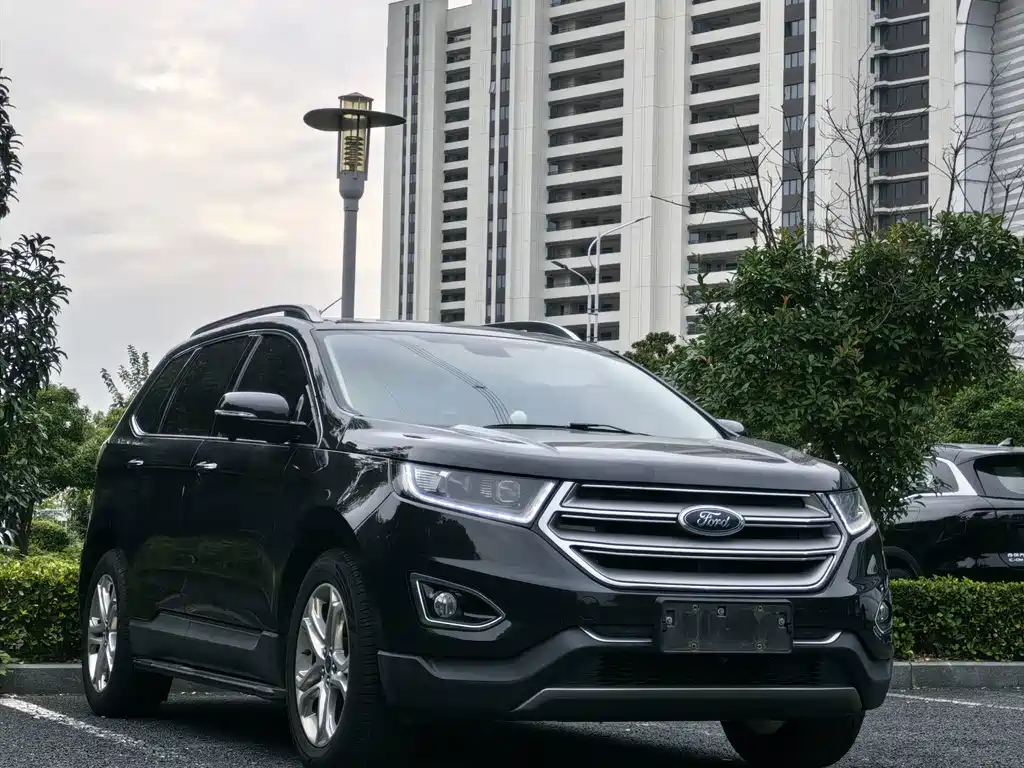 Ford Edge — миниатюра 2