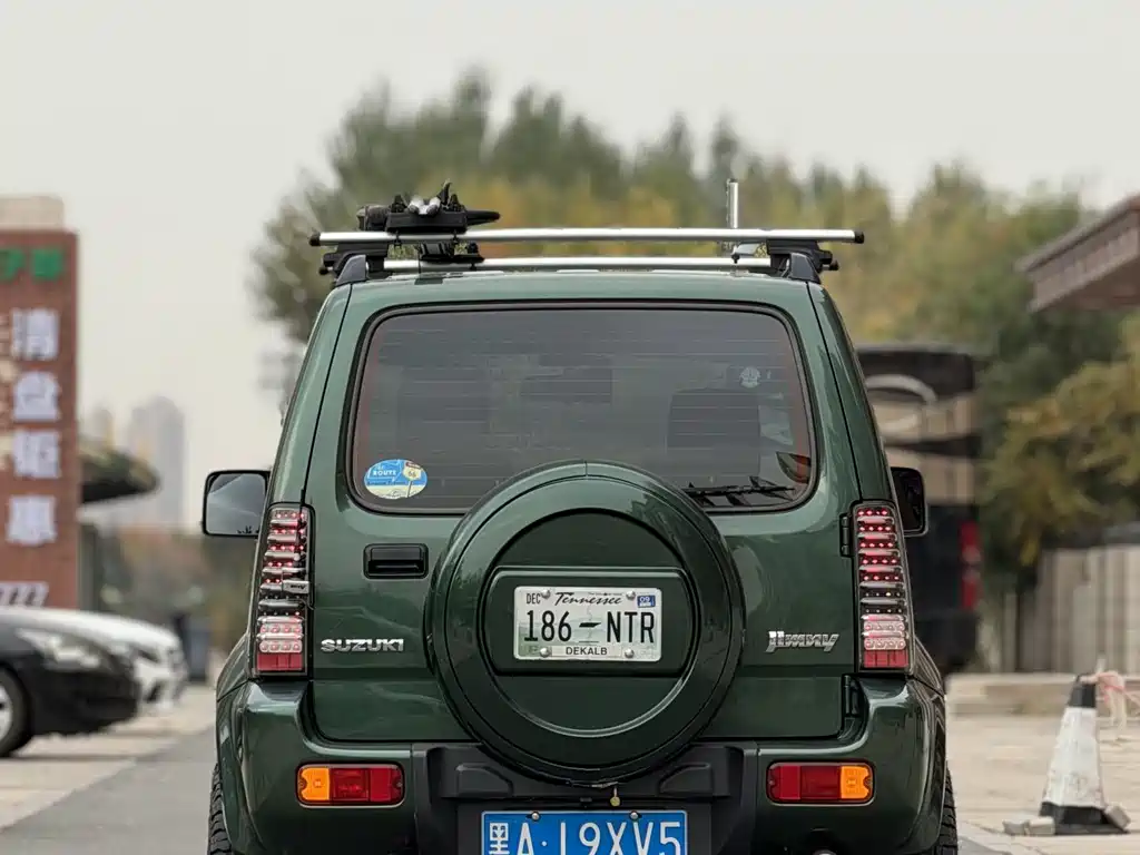 Suzuki Jimny — миниатюра 7