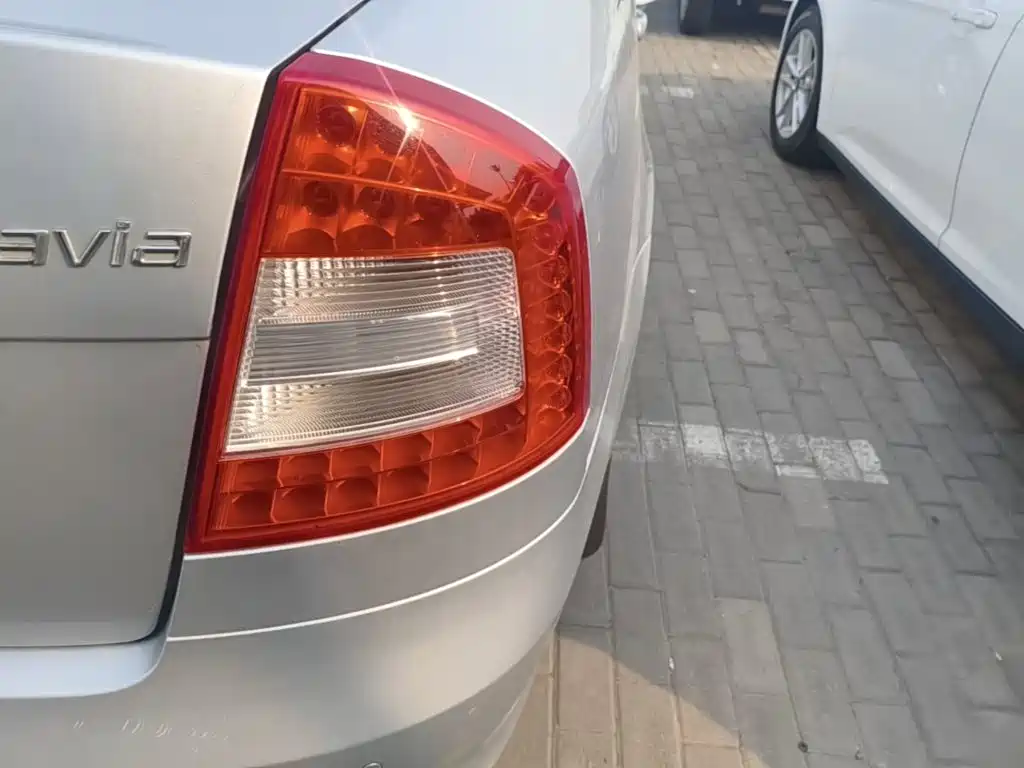 Skoda Octavia — миниатюра 8