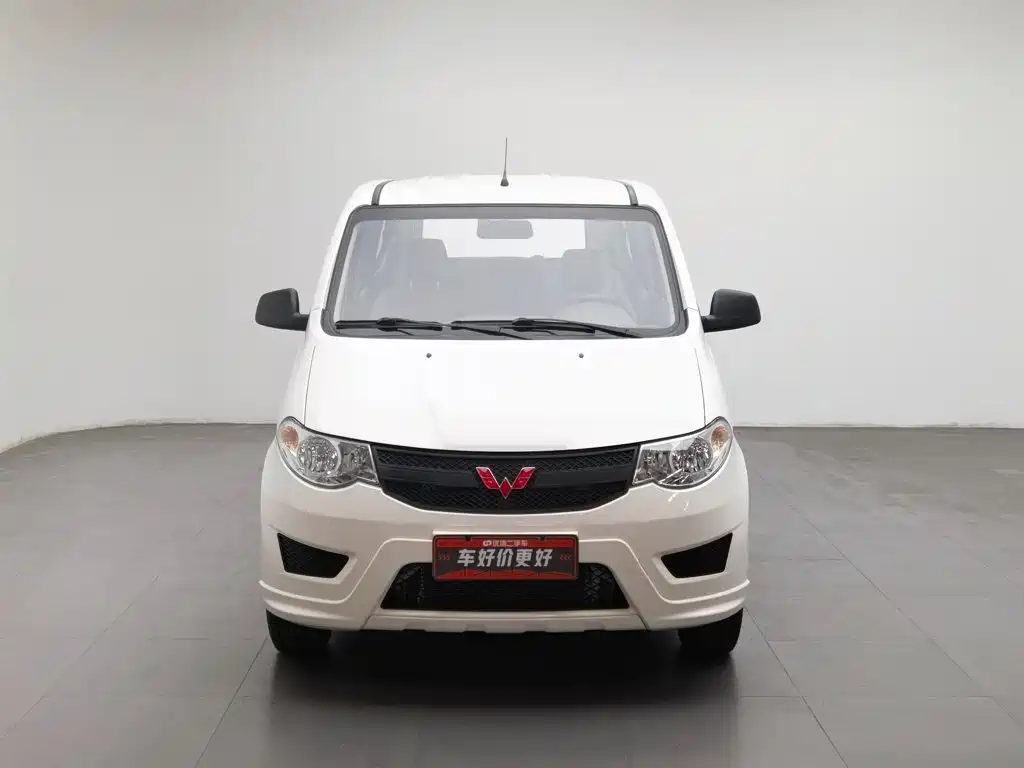 Wuling Hongguang — миниатюра 2