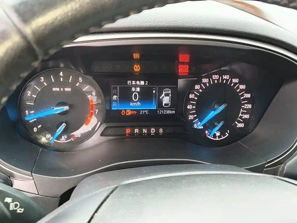 Ford Mondeo — миниатюра 12