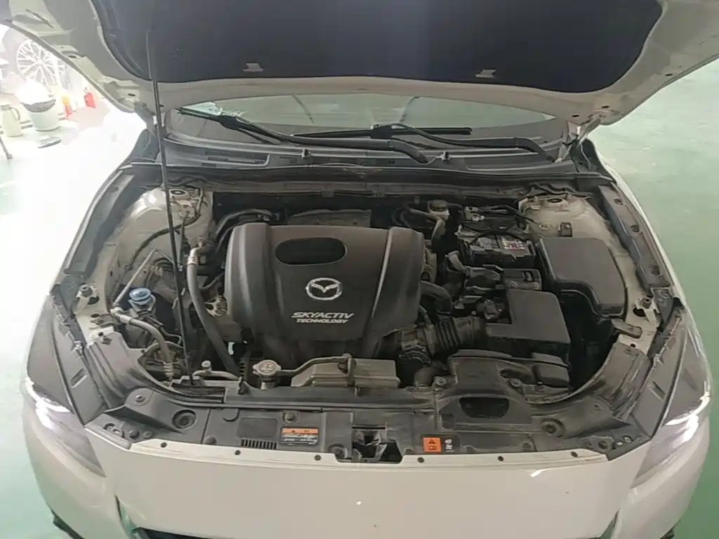 Mazda 3 Axela — миниатюра 20