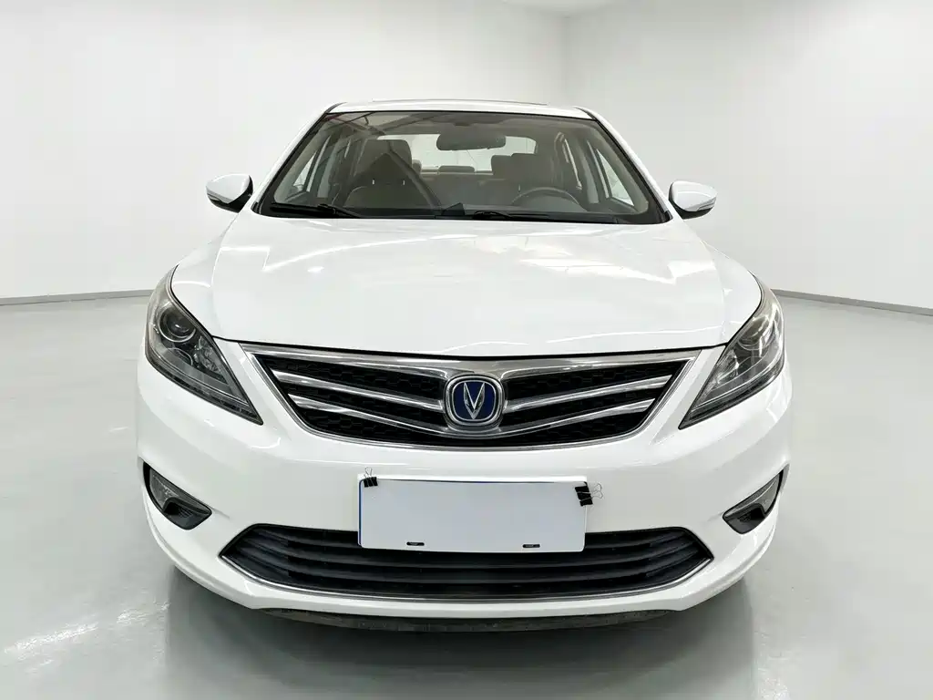 Changan Eado — миниатюра 2