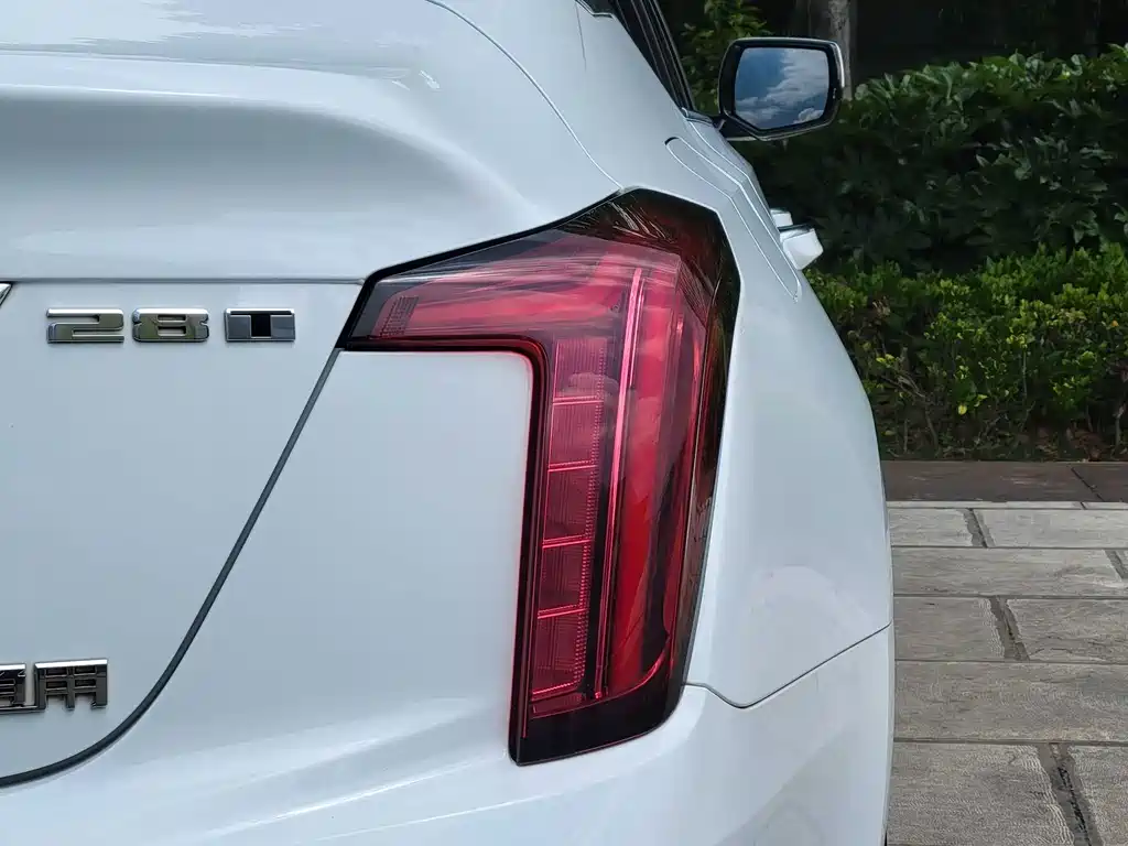 Cadillac CT5 2022 28T Luxury