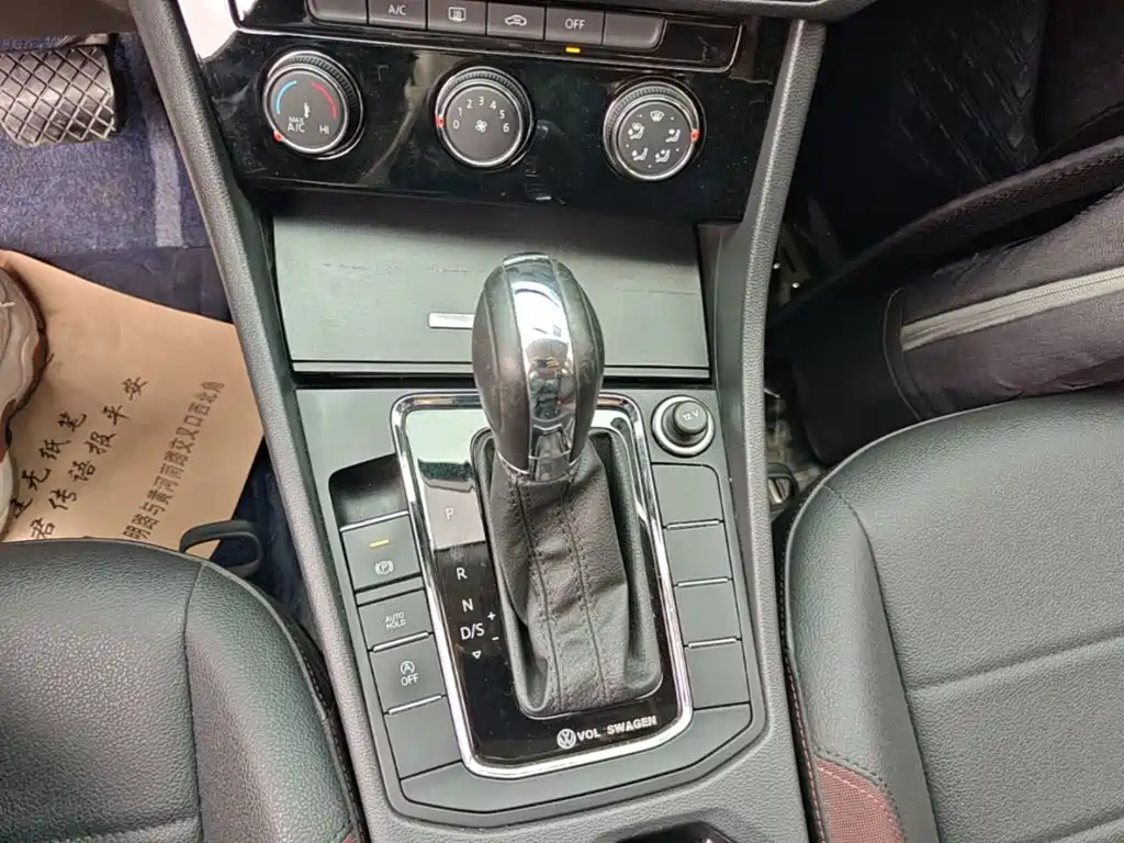Volkswagen Bora — миниатюра 14