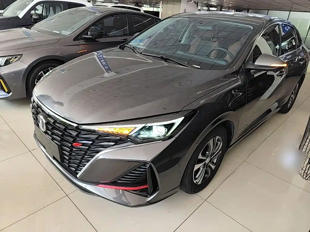 Changan Eado — миниатюра 2