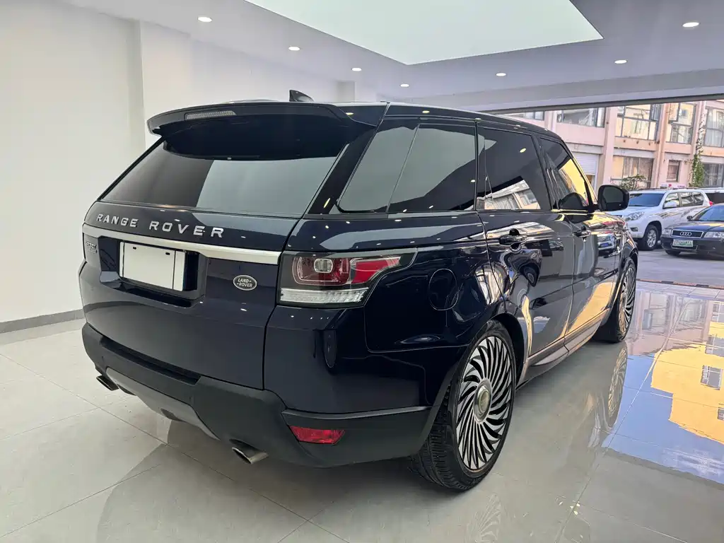 Land Rover Range Rover Sport 2017 3.0 SC V6 SE