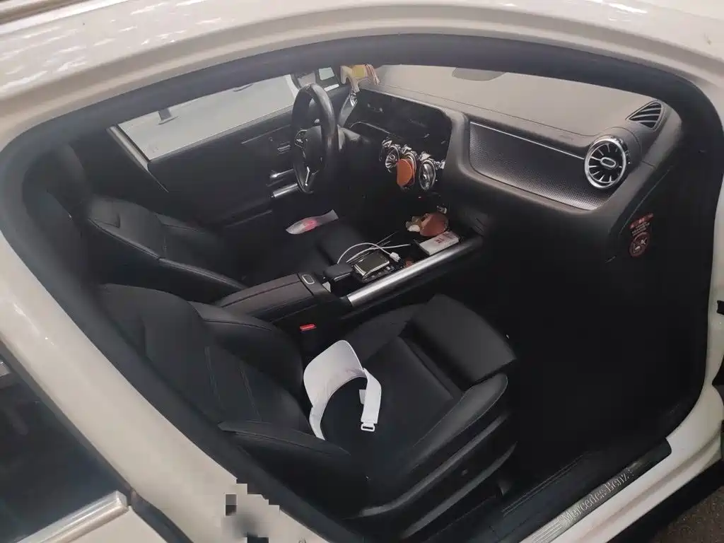 Mercedes-Benz GLA — миниатюра 20