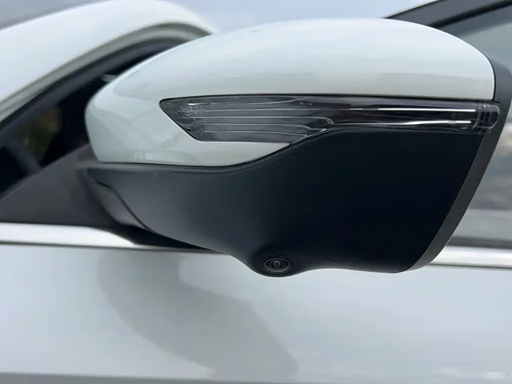 Geely Emgrand — миниатюра 18