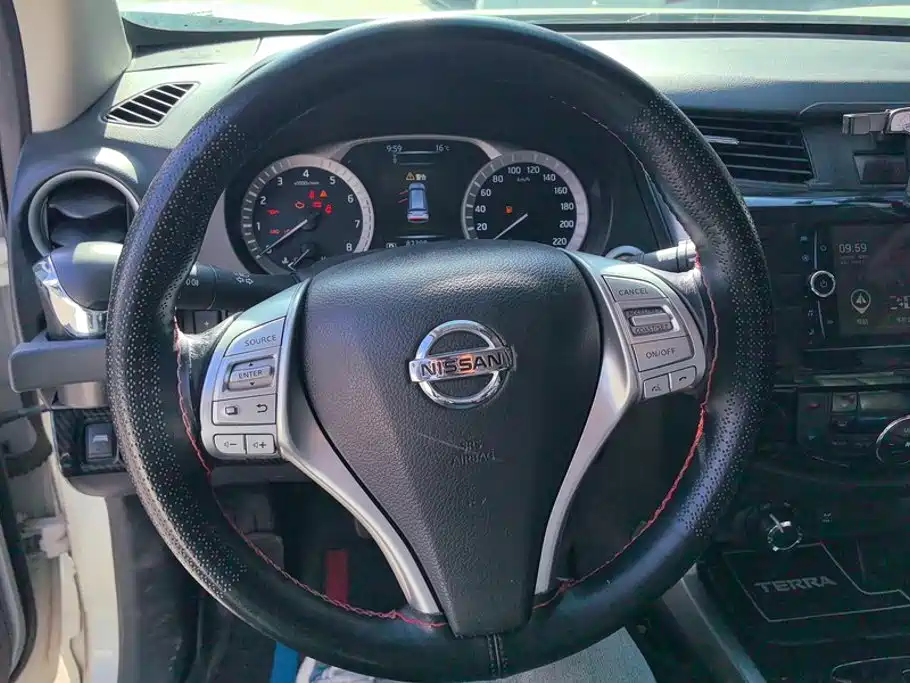 Nissan Terra — миниатюра 15