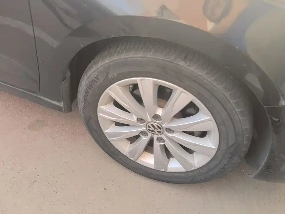 Volkswagen Sagitar — миниатюра 6