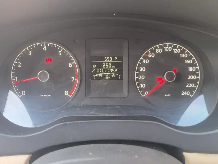 Volkswagen Sagitar — миниатюра 14