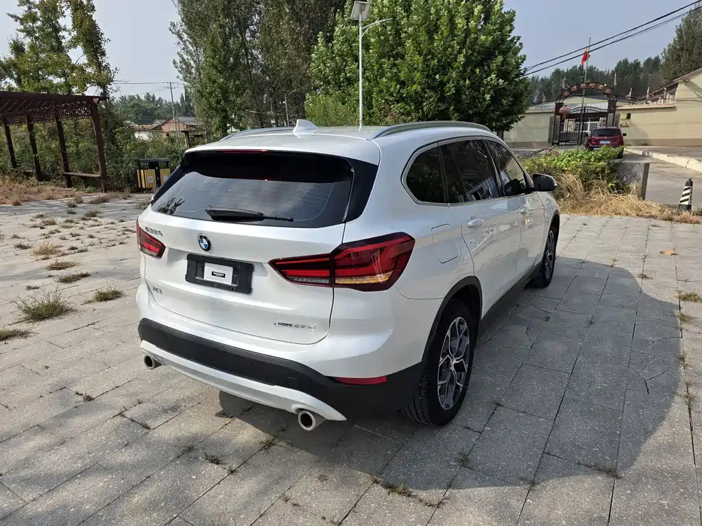 BMW X1 — миниатюра 5