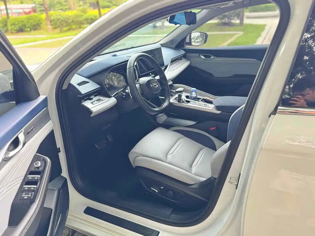 GEELY AUTOMOBILE XINGRUI