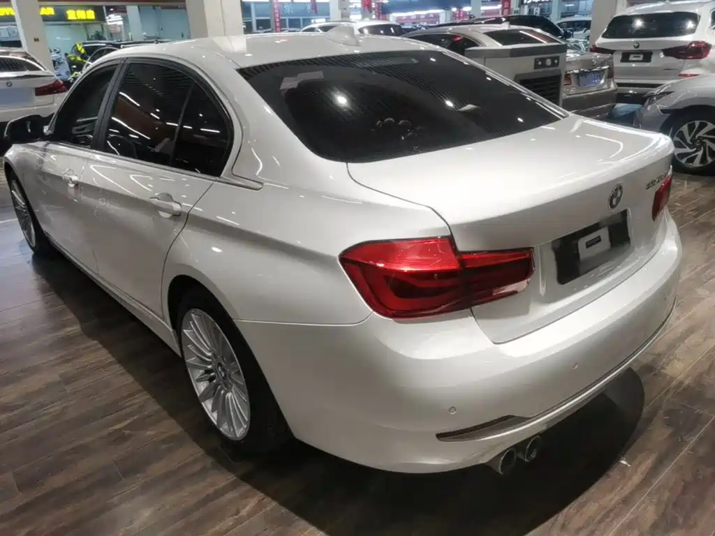 BMW 3 Series — миниатюра 5