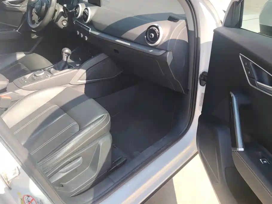 Audi Q2L — миниатюра 8