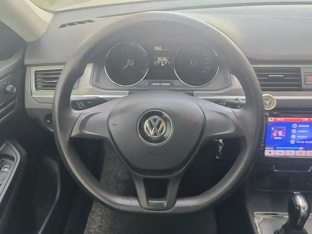Volkswagen Bora — миниатюра 8
